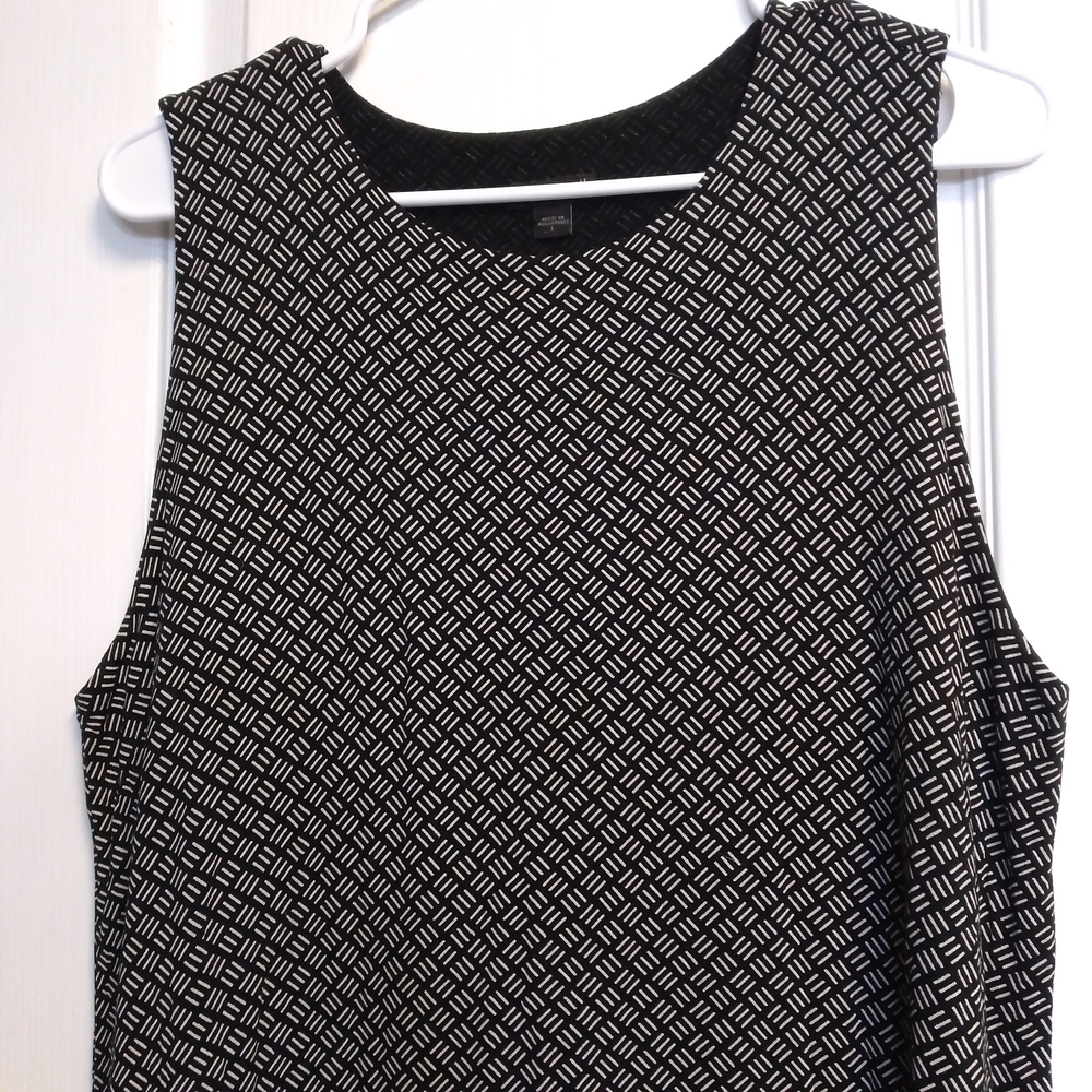 J Jill Sleeveless Black & White Geometric Midi Dress Sleeveless Tiered Church - Picture 6 of 13